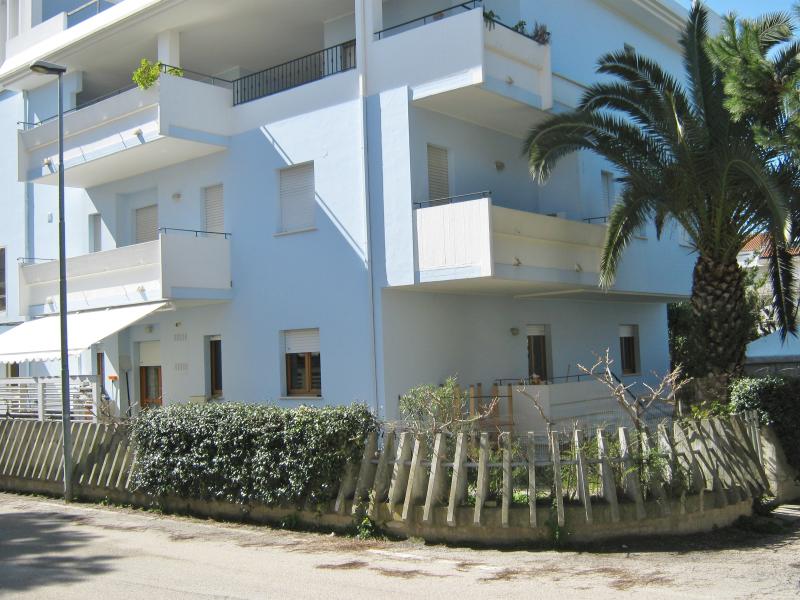 photo 0 Owner direct vacation rental Tortoreto appartement Abruzzo Teramo Province View of the property from outside