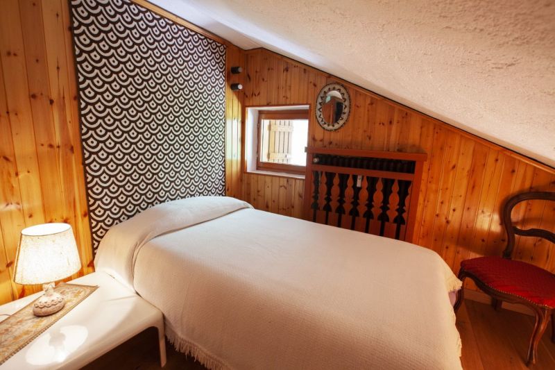 photo 7 Owner direct vacation rental Courmayeur appartement Aosta Valley Aosta Province bedroom 2