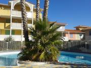 Srignan Plage swimming pool vacation rentals: appartement # 83338