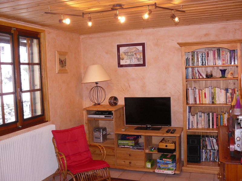 photo 15 Owner direct vacation rental Evian les Bains appartement Rhone-Alps Haute-Savoie Lounge