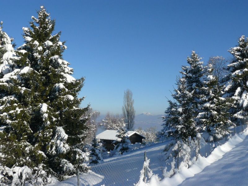 photo 27 Owner direct vacation rental Evian les Bains appartement Rhone-Alps Haute-Savoie View of the property from outside