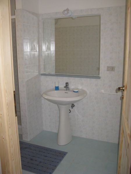 photo 8 Owner direct vacation rental Solanas villa Sardinia Cagliari Province bathroom 1
