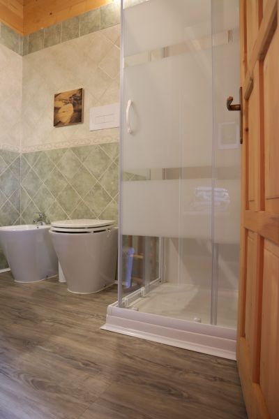 photo 9 Owner direct vacation rental Gaeta studio Lazio Latina Province bathroom