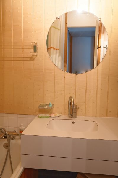 photo 23 Owner direct vacation rental La Plagne studio Rhone-Alps Savoie bathroom