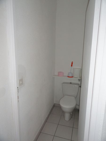 photo 17 Owner direct vacation rental Port Vendres appartement Languedoc-Roussillon Pyrnes-Orientales Bathroom w/toilet only