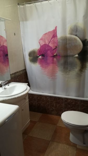 photo 5 Owner direct vacation rental Rosas appartement Catalonia  bathroom