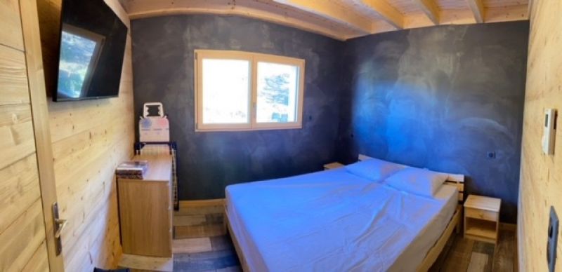 photo 2 Owner direct vacation rental Grardmer chalet Lorraine Vosges bedroom 1