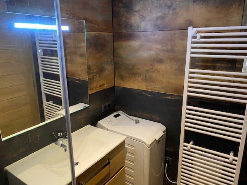 photo 10 Owner direct vacation rental Grardmer chalet Lorraine Vosges bathroom 2