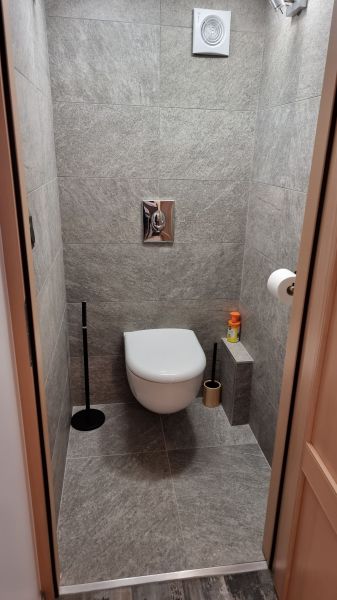 photo 6 Owner direct vacation rental Praz de Lys Sommand appartement Rhone-Alps Haute-Savoie Bathroom w/toilet only