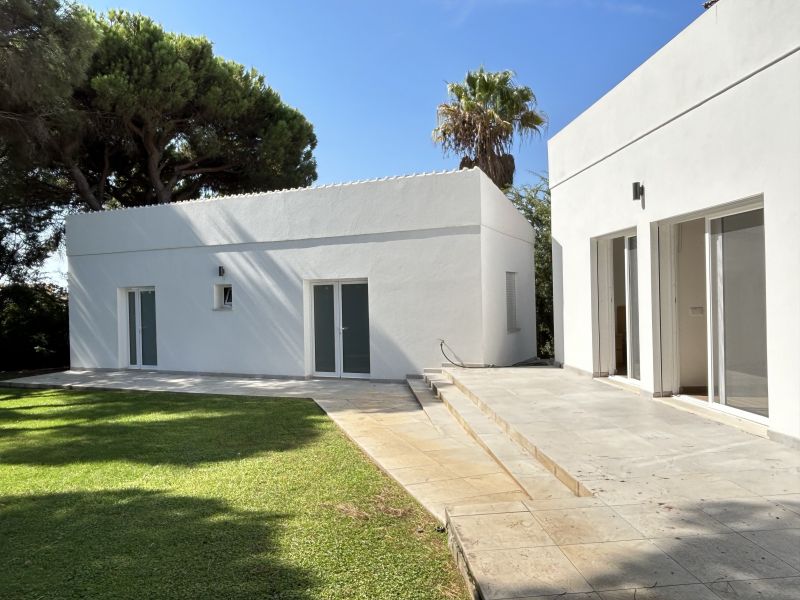 photo 21 Owner direct vacation rental Quarteira villa Algarve