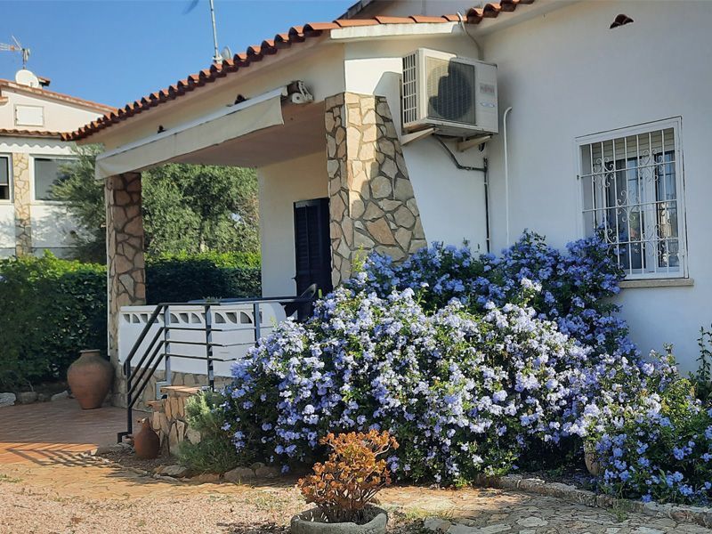 photo 19 Owner direct vacation rental L'Escala maison Catalonia Girona (province of) View of the property from outside