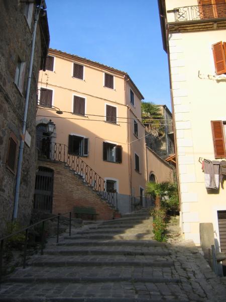 photo 10 Owner direct vacation rental Bolsena appartement Lazio Viterbo Province View of the property from outside