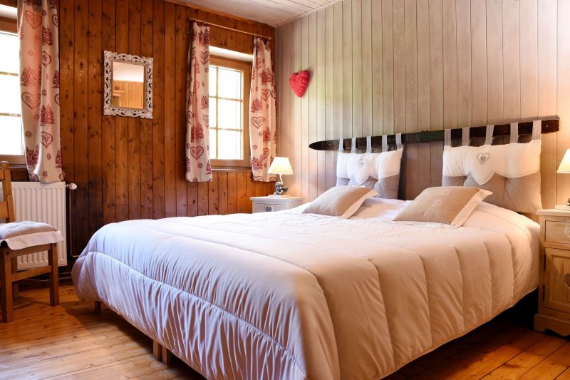 photo 17 Owner direct vacation rental Chtel chalet Rhone-Alps Haute-Savoie bedroom 2