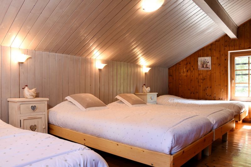 photo 19 Owner direct vacation rental Chtel chalet Rhone-Alps Haute-Savoie bedroom 4