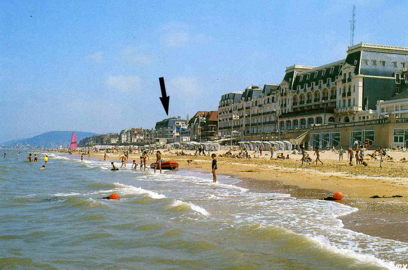 photo 4 Owner direct vacation rental Cabourg appartement Basse-Normandie Calvados View of the property from outside