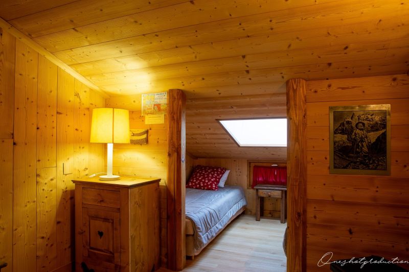 photo 8 Owner direct vacation rental Les 2 Alpes chalet Rhone-Alps Isre bedroom 3