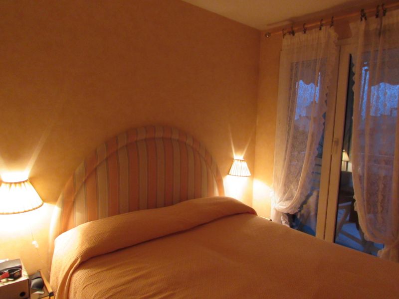 photo 2 Owner direct vacation rental Golfe Juan appartement Provence-Alpes-Cte d'Azur Alpes-Maritimes bedroom