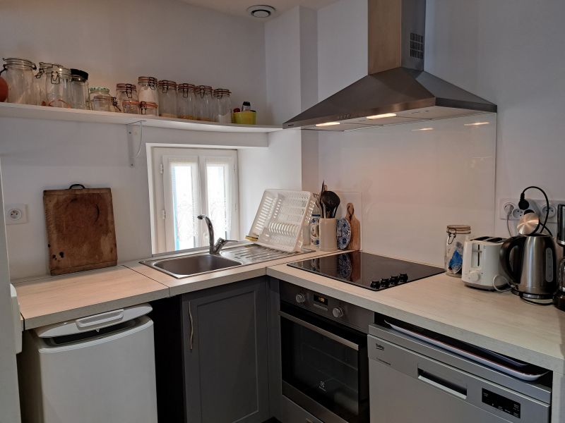 photo 8 Owner direct vacation rental Les  Sables d'Olonne maison Pays de la Loire Vende Separate kitchen