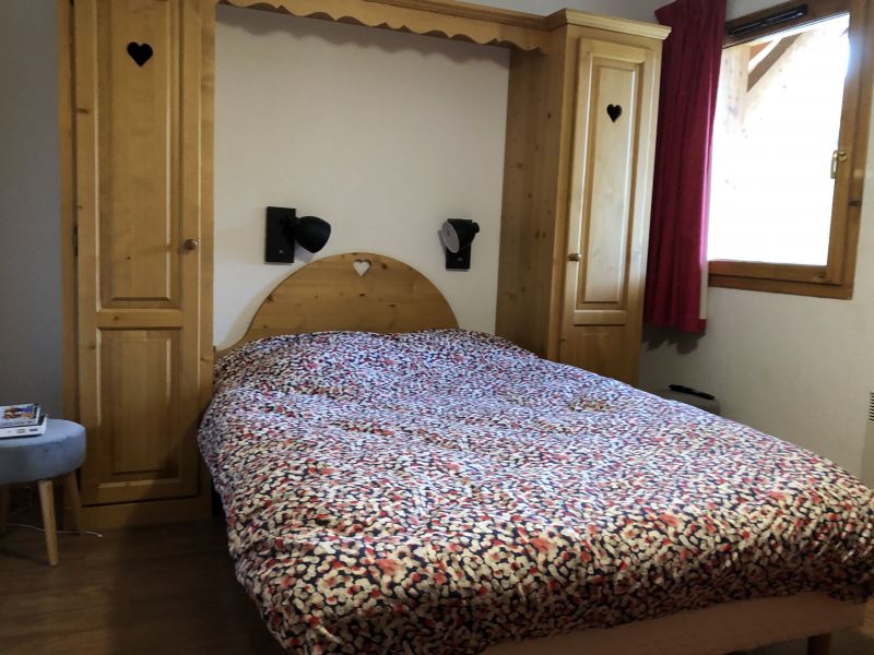 photo 15 Owner direct vacation rental Vars appartement Provence-Alpes-Cte d'Azur Hautes-Alpes bedroom 2