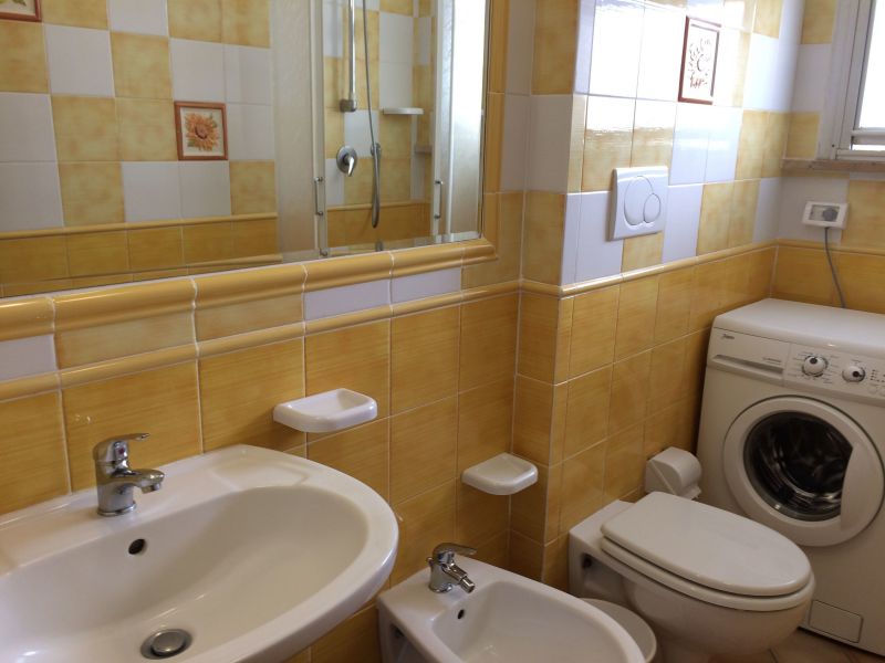 photo 11 Owner direct vacation rental Principina a Mare appartement Tuscany Grosseto Province bathroom