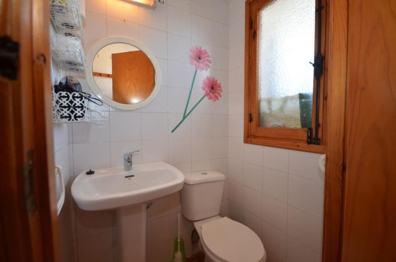 photo 7 Owner direct vacation rental El Campello appartement Valencian Community Alicante (province of) Bathroom w/toilet only