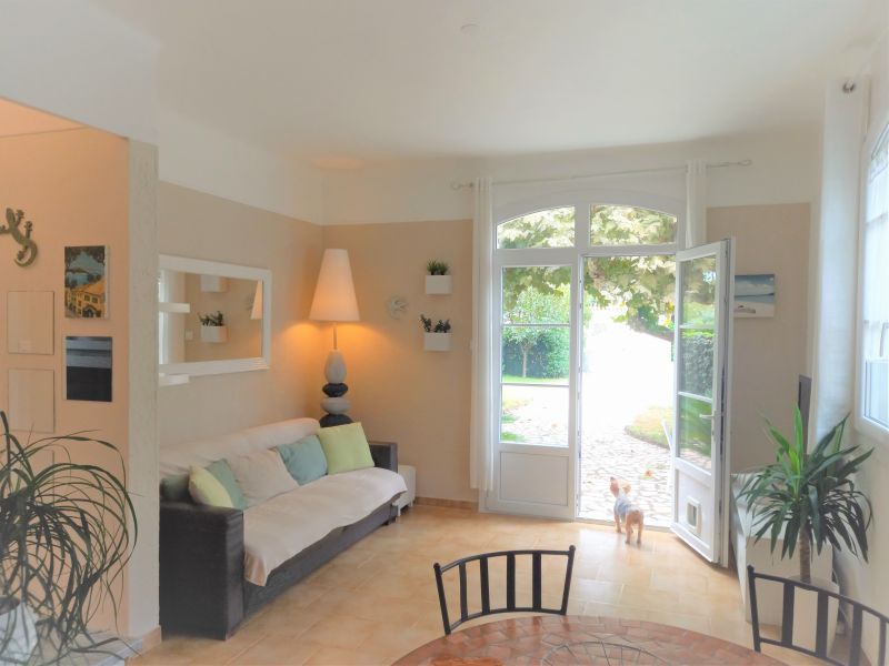 photo 1 Owner direct vacation rental Saint Cyr sur Mer villa Provence-Alpes-Cte d'Azur Var Lounge