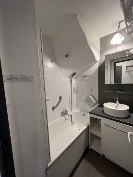 photo 9 Owner direct vacation rental Serre Chevalier appartement Provence-Alpes-Cte d'Azur Hautes-Alpes bathroom