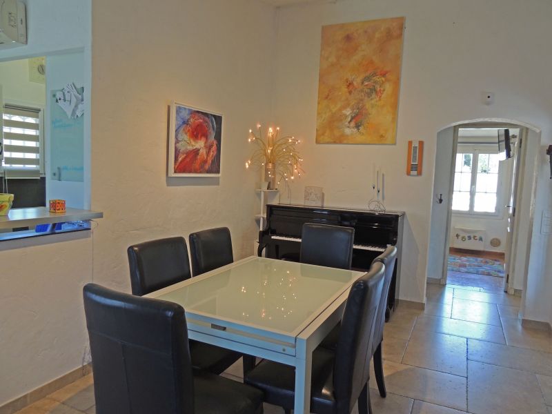 photo 21 Owner direct vacation rental Plan de la Tour villa Provence-Alpes-Cte d'Azur Var Dining room