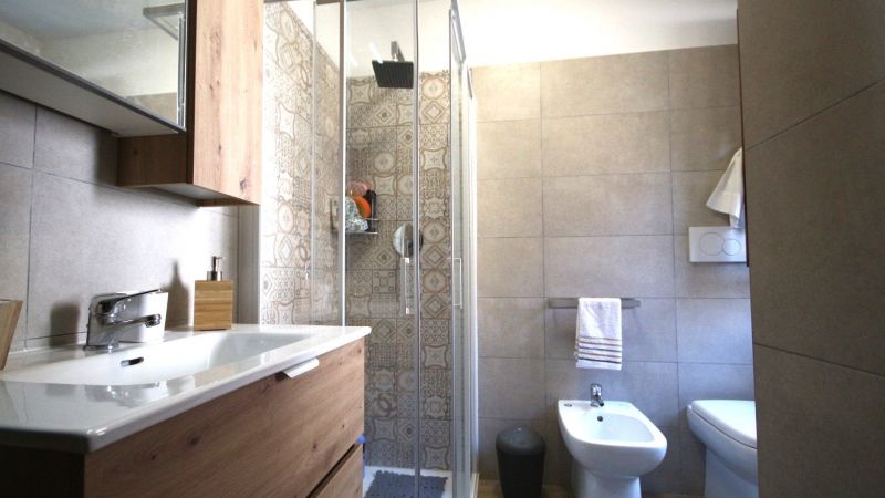 photo 8 Owner direct vacation rental Madesimo appartement   bathroom