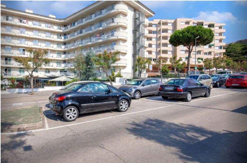 photo 18 Owner direct vacation rental Lloret de Mar appartement Catalonia Girona (province of) Parking