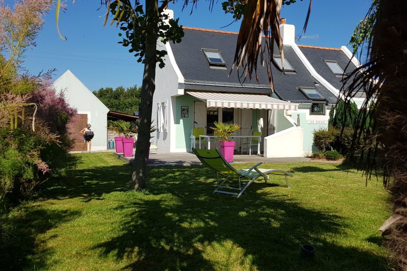 photo 0 Owner direct vacation rental Sauzon maison Brittany Morbihan View of the property from outside