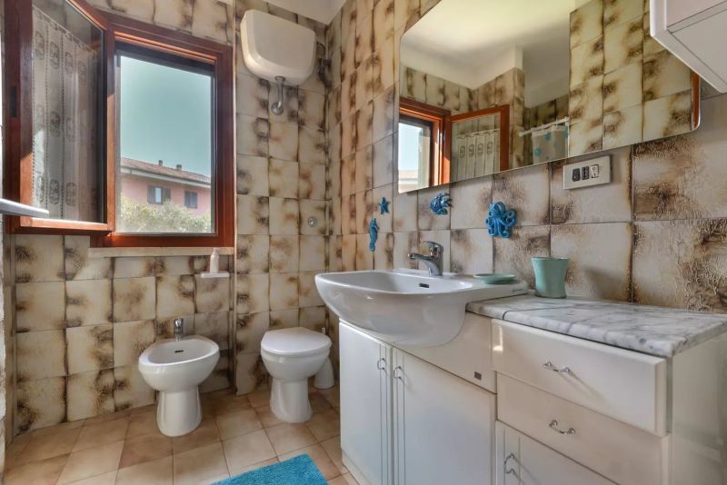 photo 11 Owner direct vacation rental Porto Azzurro appartement Tuscany Elba Island bathroom