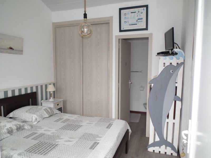 photo 5 Owner direct vacation rental Biscarrosse chambrehote Aquitaine Landes bedroom