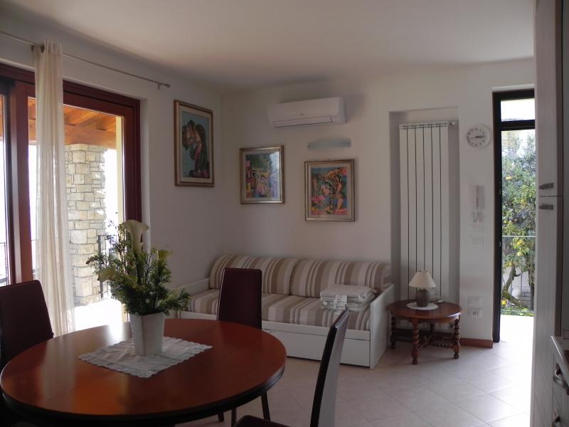 photo 4 Owner direct vacation rental Toscolano-Maderno appartement Lombardy Brescia Province Hall