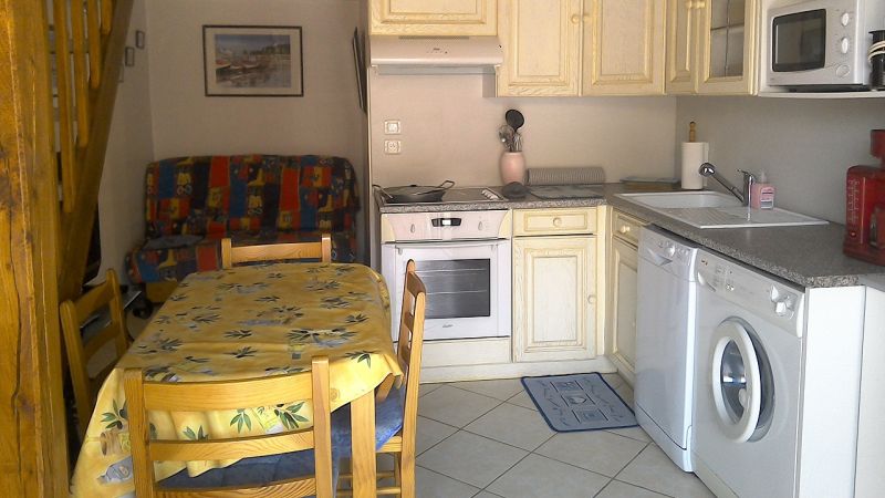 photo 2 Owner direct vacation rental Port Leucate appartement Languedoc-Roussillon Aude Kitchenette