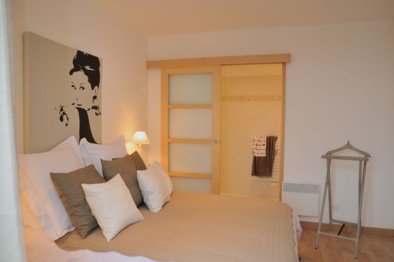 photo 14 Owner direct vacation rental Roscoff villa Brittany Finistre bedroom 1