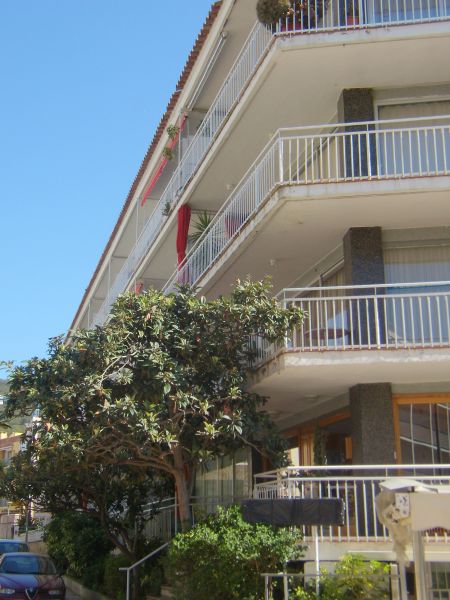 photo 3 Owner direct vacation rental Tossa de Mar appartement Catalonia Girona (province of) View of the property from outside