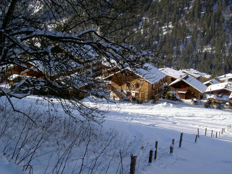 photo 0 Owner direct vacation rental Chtel appartement Rhone-Alps Haute-Savoie View of the property from outside