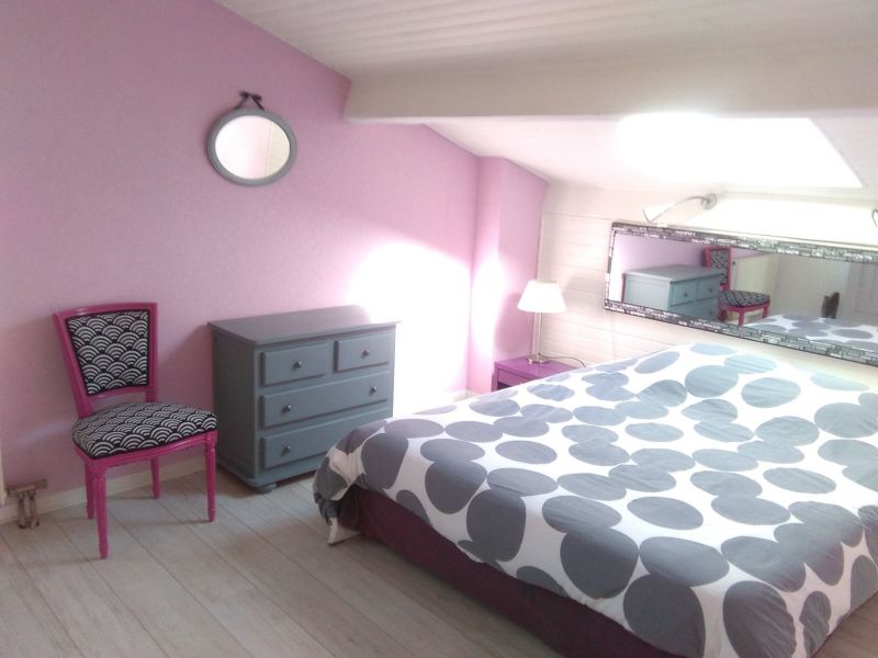 photo 8 Owner direct vacation rental Saint-Jean-d'Illac maison Aquitaine Gironde bedroom 2