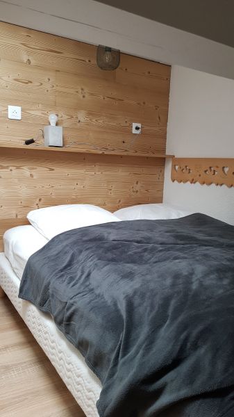 photo 14 Owner direct vacation rental Praz de Lys Sommand appartement Rhone-Alps Haute-Savoie bedroom 1