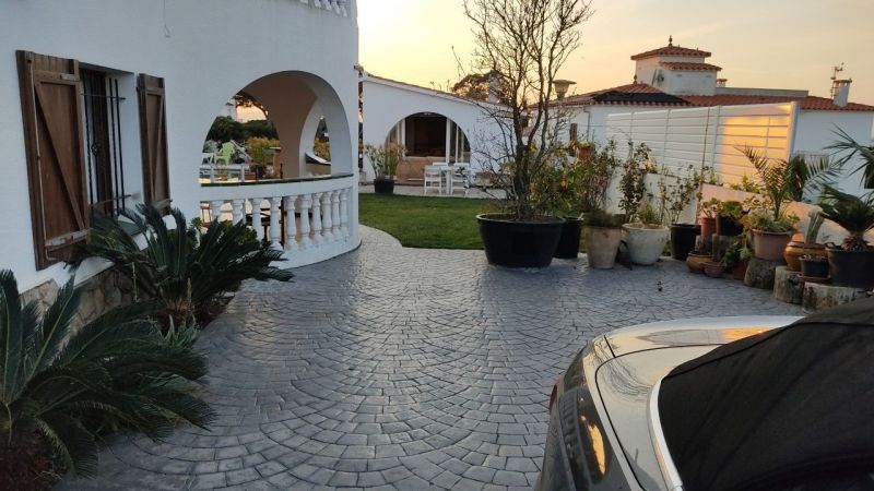 photo 23 Owner direct vacation rental L'Escala villa Catalonia  Parking