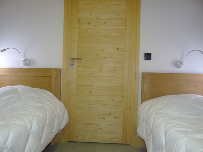photo 9 Owner direct vacation rental Chtel appartement Rhone-Alps Haute-Savoie bedroom 2