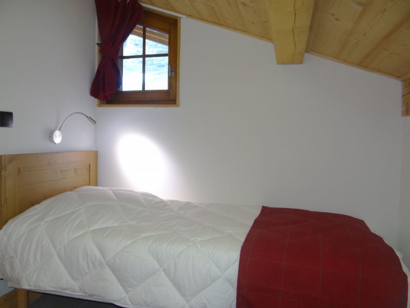 photo 11 Owner direct vacation rental Chtel appartement Rhone-Alps Haute-Savoie bedroom 2