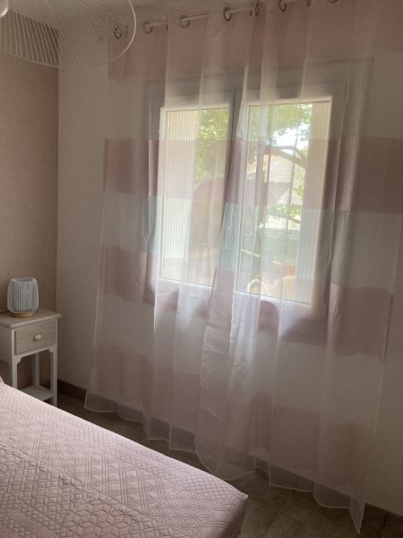 photo 20 Owner direct vacation rental Saint Pierre la Mer appartement Languedoc-Roussillon Aude bedroom 1