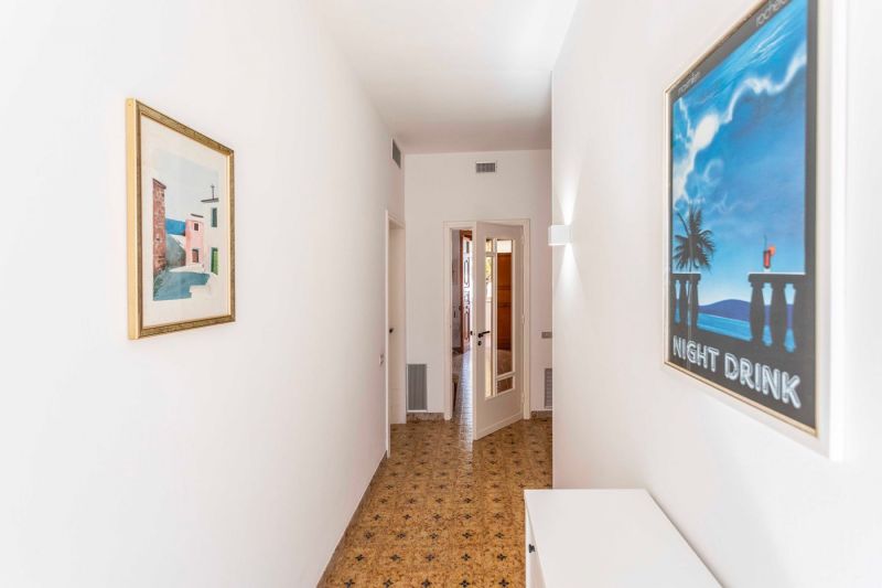 photo 7 Owner direct vacation rental Marina di Mancaversa appartement   Corridor