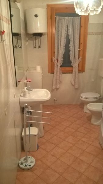 photo 21 Owner direct vacation rental San Vincenzo appartement Tuscany Livorno Province bathroom 1