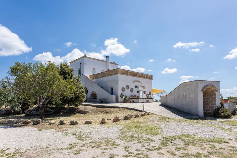 photo 21 Owner direct vacation rental Gallipoli chambrehote Puglia  View of the property from outside