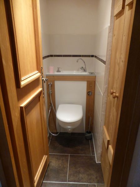 photo 21 Owner direct vacation rental Chamonix Mont-Blanc appartement Rhone-Alps Haute-Savoie Bathroom w/toilet only