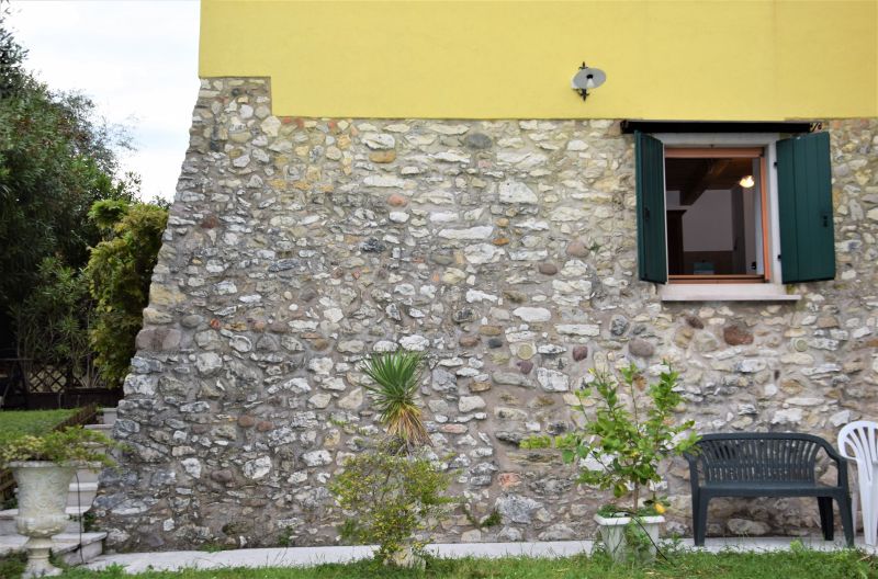 photo 15 Owner direct vacation rental Bardolino appartement Veneto Verona Province View of the property from outside