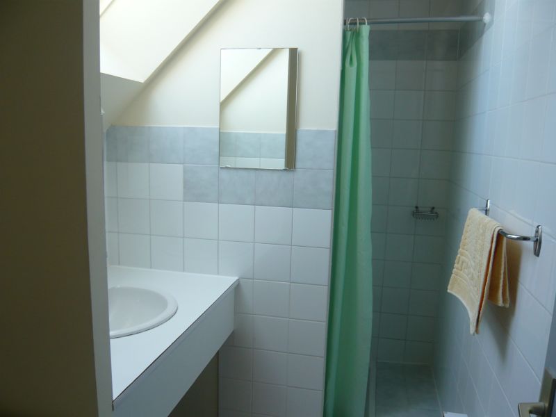 photo 8 Owner direct vacation rental Quiberon appartement Brittany Morbihan bathroom